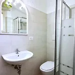 Quadrilocale Con Giardino A - N111 نومانا
