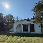شقة Quadrilocale Con Giardino A - N111