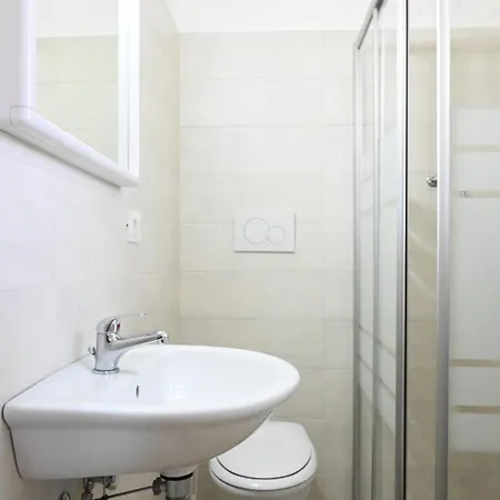 Apartament Quadrilocale Con Giardino A - N111
