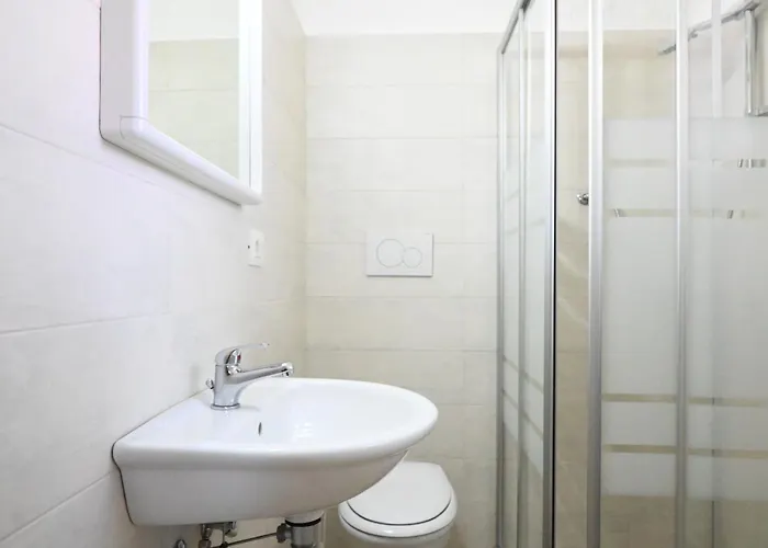 Apartment Quadrilocale Con Giardino A Numana