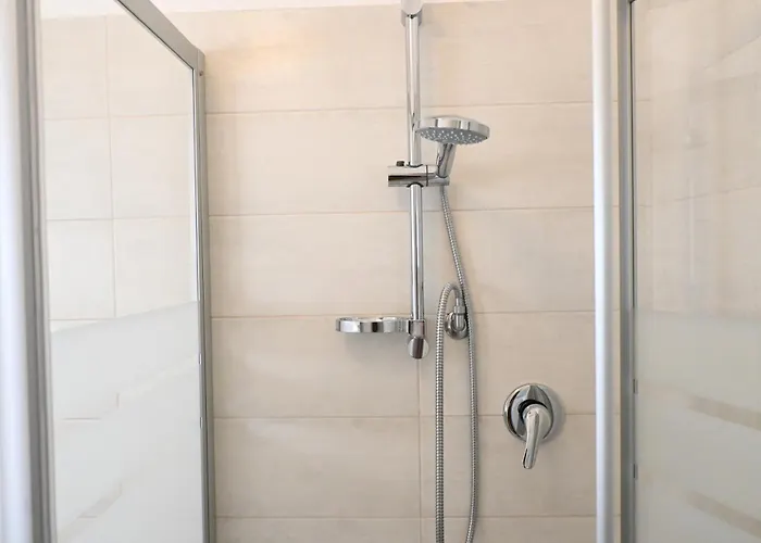 Quadrilocale Con Giardino A Numana