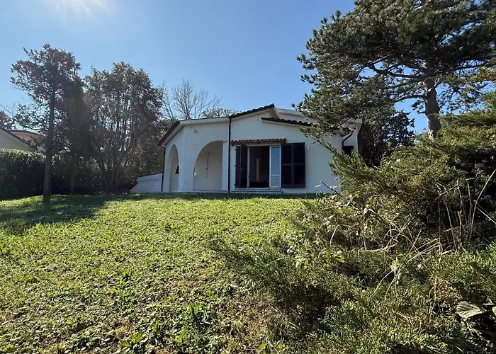 Quadrilocale Con Giardino A - N111